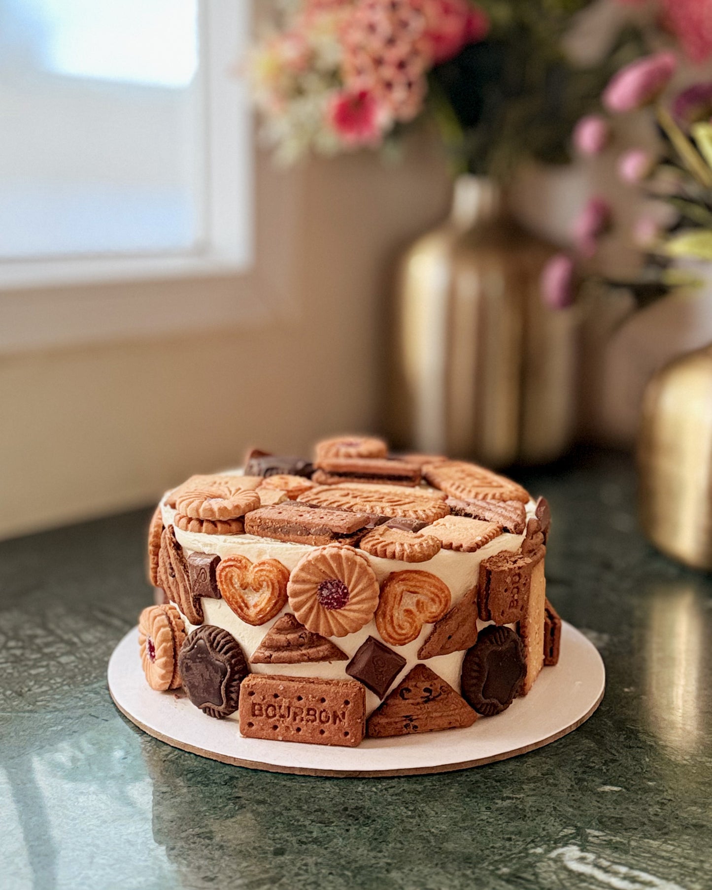 Cream Biscuit Throwback Cake